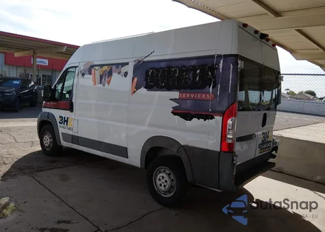 2014 Ram Promaster 2500 High Roof z USA, uszkodzony, nr VIN 3C6TRVCG9EE107689